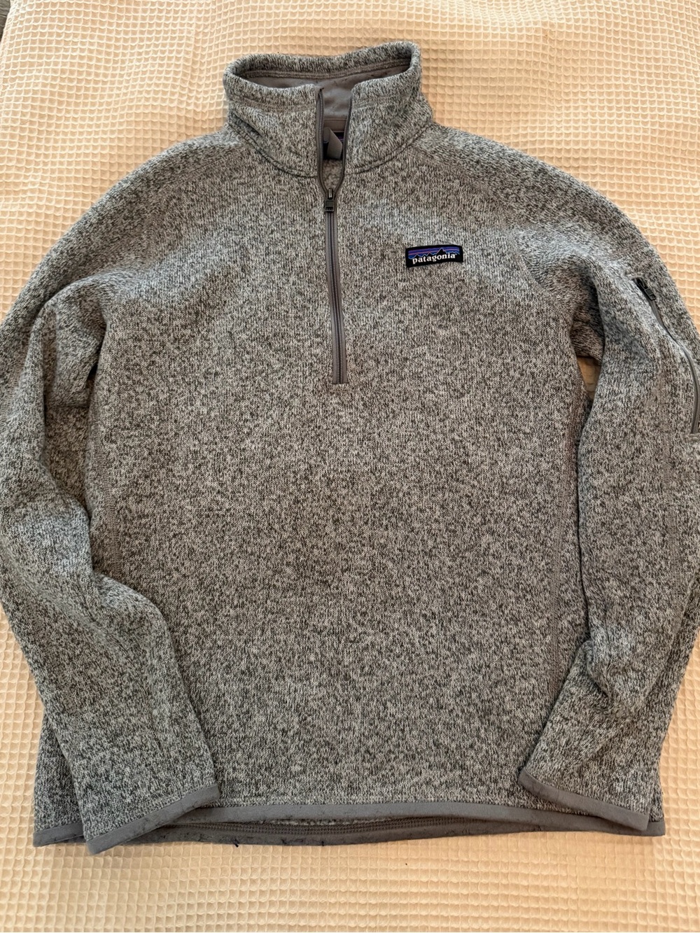 Patagonia Women’s Heather Gray Quarter-Zip Pullover
